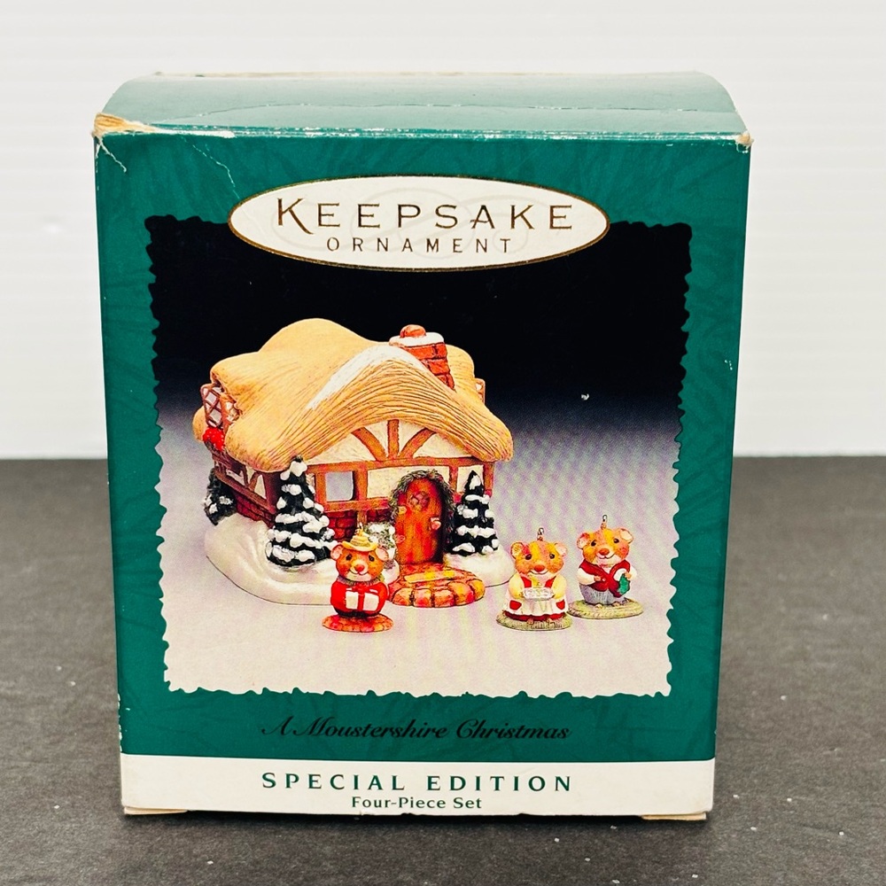 1995 Hallmark Keepsake Miniature Orn. A MOUSTERSHIRE CHRISTMAS Sp. Ed. 4 Pc. Set